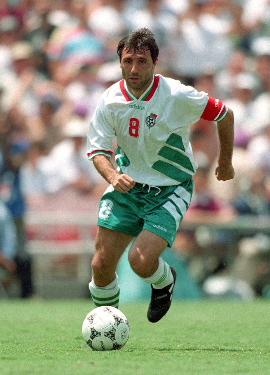 What a player Hristo Stoichkov was! 🇧🇬