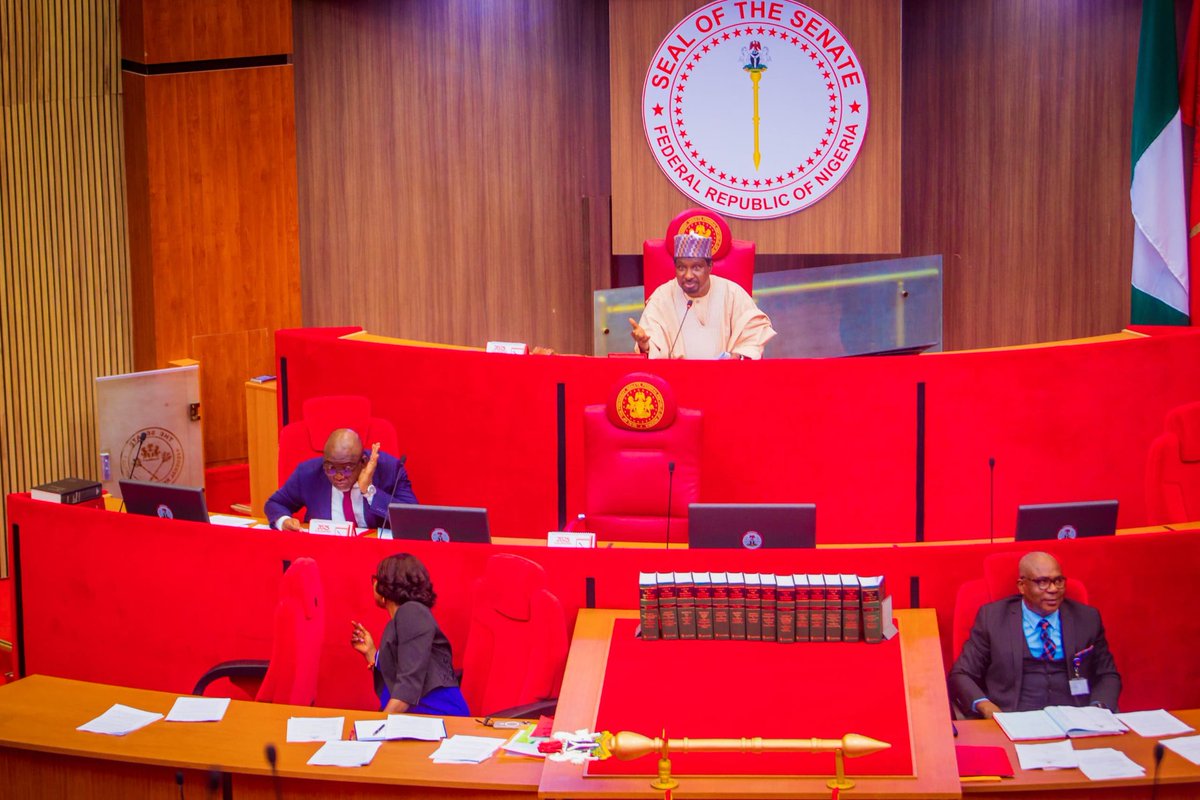 barauijibrin's tweet photo. Today's Plenary in Focus

During today's Senate plenary session, six bills successfully passed first reading, while four others scaled second reading as part of our ongoing efforts to address the challenges facing our beloved country. https://t.co/E8rOZ8W0eP