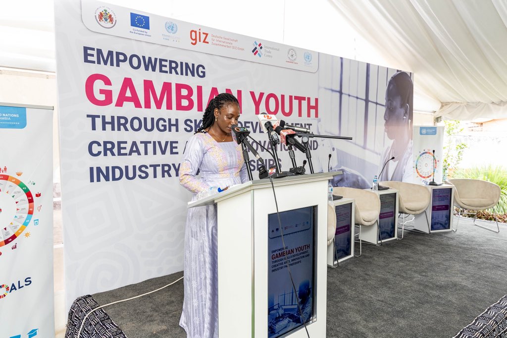 BaldehF's tweet photo. Honored to moderate a high-level panel with UN Deputy Secretary-General @AminaJMohammed during her visit to 🇬🇲.

We explored how multi-stakeholder collaboration can tackle youth unemployment &amp; boost economic empowerment through skills.

Grateful to @UNGambia for the trust! https://t.co/aA3rrOtGWd