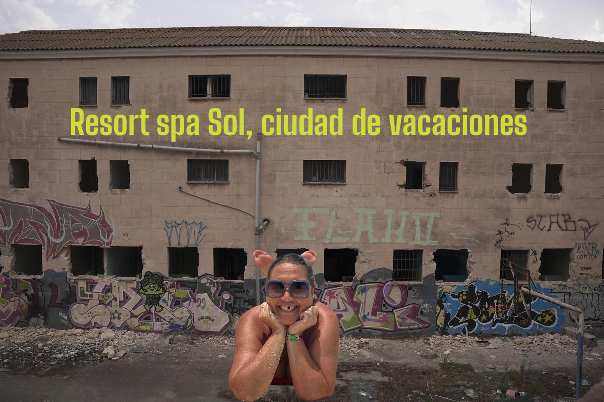 ¡Ay Mayka!, mi querida Mayka. Qué provecho le estás sacando al curso de edición de fotografía.
Suerte que yo he podido hacerme con la original.
Disfruta de tu estancia en el resort.
Te quiero 😘😘