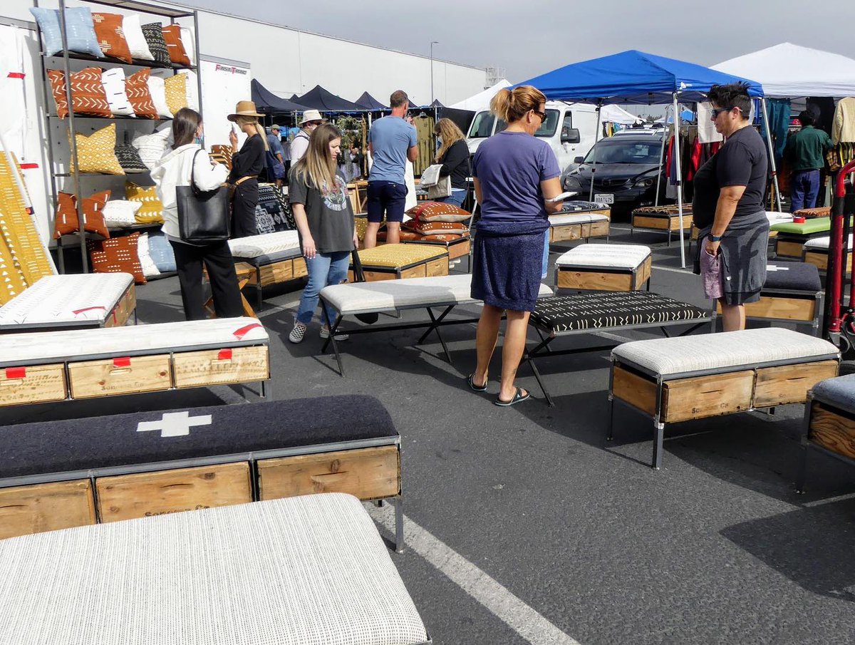 Make memories, find treasures, and vibe with your favorite person at the Long Beach Flea !  Next event Sunday July 20