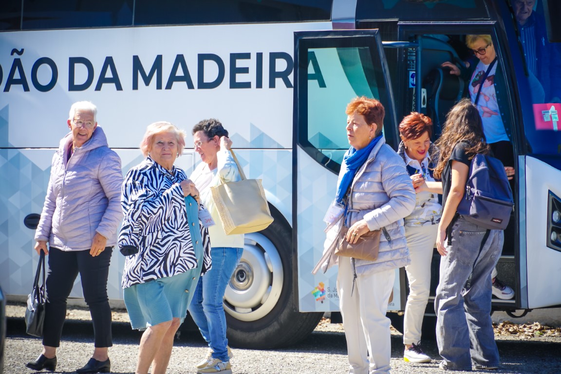 #saojoaodamadeira A Câmara Municipal informa que as inscrições para o "Passeio Sénior" a Tomar, dos dias 22 e 24 de julho de 2025, dirigido a munícipes sanjoanenses com idade igual ou superior a 60 anos, decorrem até sexta-feira, 11 de julho. +info: cm-sjm.pt/pt/noticias/7-…