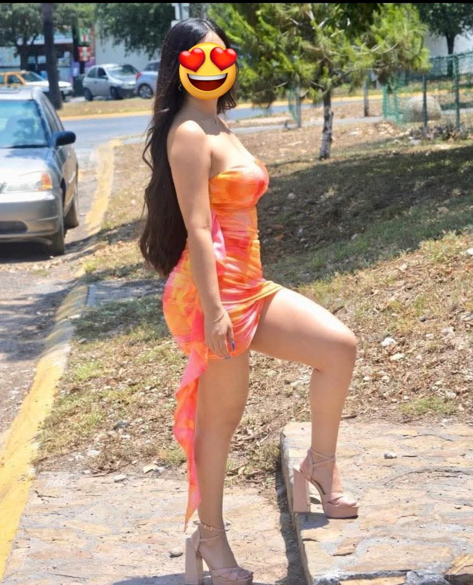 Una de mis fantasías es compartir a mi esposa con un amigo mio que la tiene grande, 
Cuando le platico mi fantasía se prende y lo hacemos delicioso,
Necesito consejos para que se anime,
Que les parece mi esposa?
Como se ve?