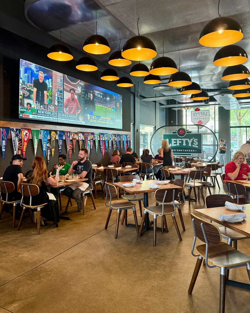 ⚾️ Home PLATE. 🍽️ Lefty's West End Tavern is OPEN next to Fluor Field. The restaurant concept from <a href="/Table301/">Table301</a> Carl Sobocinski and the <a href="/GreenvilleDrive/">Greenville Drive</a> features the RIGHT menu adjoining LEFT field. It's BATTER up for breaded handhelds, juicy tenders and crispy fries. 🍟