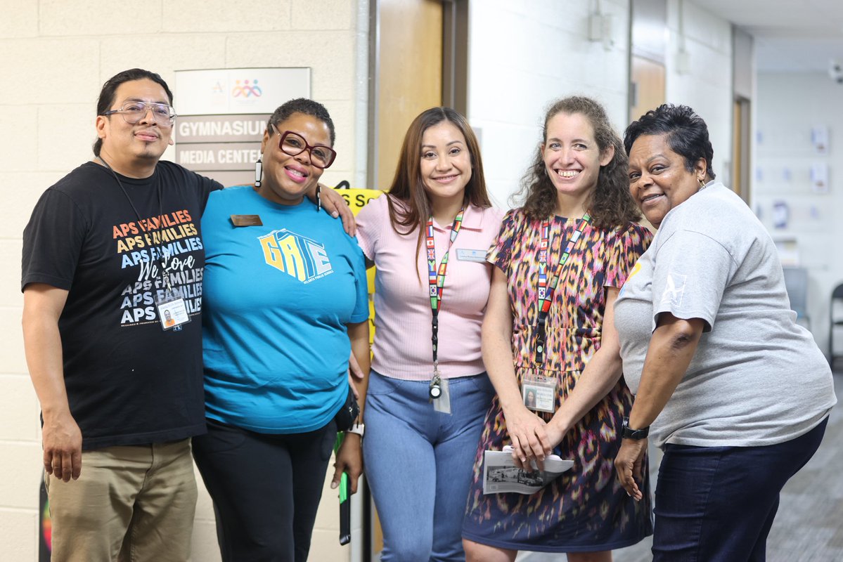 apsupdate's tweet image. 🎉 The New Student Enrollment & Health Fair at the APS Student & Family Support Hub was a HUGE success! Families showed up and showed out to get their scholars ready for the upcoming school year. 💪From ear, eye, and dental check-ups to required immunizations, sports physicals,…