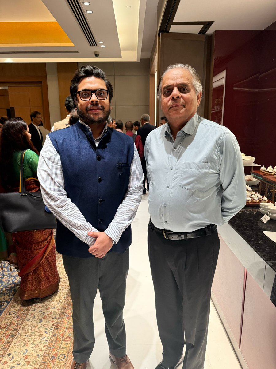 Deepanshu Singh (@deepanshus27) on Twitter photo Met Lt General <a href="/Gen_RajShukla/">Raj Shukla</a> Sir, member UPSC on the sidelines of an exclusive event for the launch of a report on India’s Foreign Policy and security landscape by CDS Gen Anil Chauhan.
Conveyed and discussed at length on UPSC Civil Services reforms and the concerns raised by Met Lt General <a href="/Gen_RajShukla/">Raj Shukla</a> Sir, member UPSC on the sidelines of an exclusive event for the launch of a report on India’s Foreign Policy and security landscape by CDS Gen Anil Chauhan.
Conveyed and discussed at length on UPSC Civil Services reforms and the concerns raised by