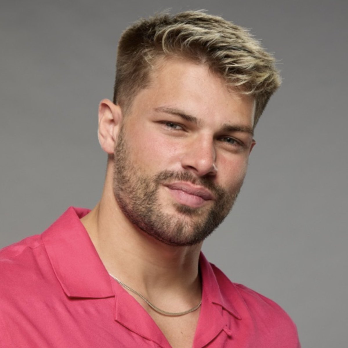 christian ✪ tweet media