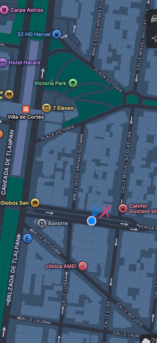 Hola <a href="/UCS_GCDMX/">Unidad de Contacto del Secretario SSC CDMX</a> Este auto con placas TUM-446-B de Puebla, ya le gustó estacionarse sobre la banqueta de Francisco Fernández del Castillo entre Miguel N. Lira y Diego A. Guzmán en Alcaldía Benito Juárez. Al menos lo ha hecho por 3 dias. ¿Podrían hacer algo? #TransitoGCDMX