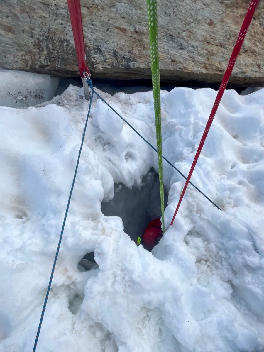 A tiny dog led rescuers to his owner who fell into a Swiss glacier. A man and his dog were hiking the Fee Glacier in Switzerland last week when suddenly he broke through a snow bridge and fell into a 26-foot crevasse. The man luckily had a walkie-talkie and was able to call for