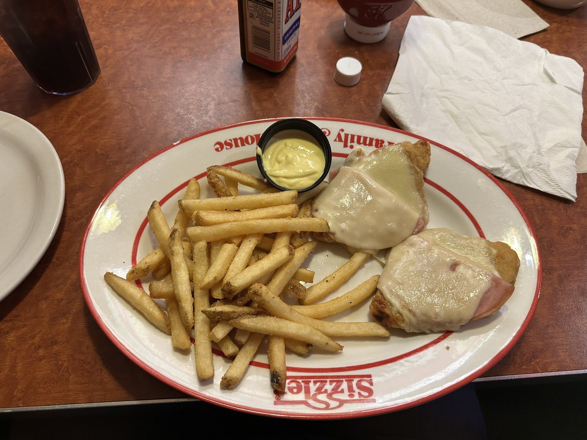 burgerbecky's tweet image. I stopped by the @Sizzler_USA and put out a grease fire with my face. I then got my farvorite, an all Malibu chicken #weirdal #albuquerque