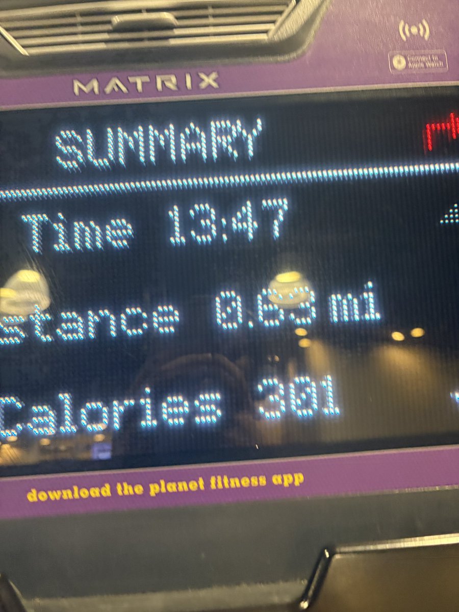 venus4wl's tweet photo. all i do is go to the gymm https://t.co/zGZzlJEeHE