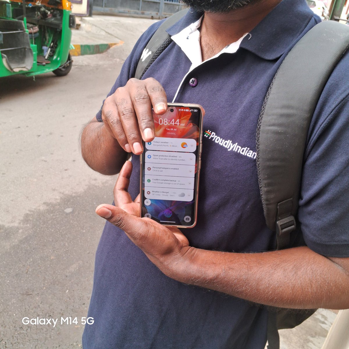 rahul_talks23's tweet image. Thank you @LavaMobile  Team. I requested for the demo at home for Agni 3. I&apos;m impressed with the service, the premium feel when i held the device in my hand and the insta screen is the perfect &apos;Show Stealer&apos;. BTW I&apos;m Agni 1 user from almost 2 years.  #proudlyindian #Bengaluru