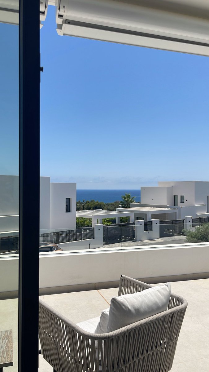 Lamar ❄️ tweet media