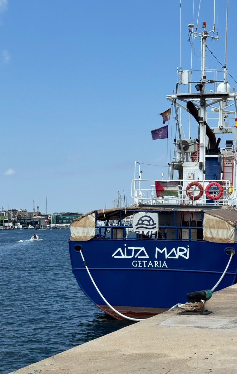 Eskerrik asko, <a href="/maydayterraneo/">SMH - AITA MARI</a> ! 
Eredua zarete! 

Una visita muy emotiva, con una tripulación extraordinaria. Vuestra labor es más necesaria que nunca. 

Zuekin jarraituko dugu lanean eta borrokan, mundu hobe baten alde. 

#AitaMari 💜