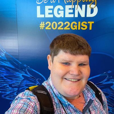 Esri Young Professionals Network tweet media