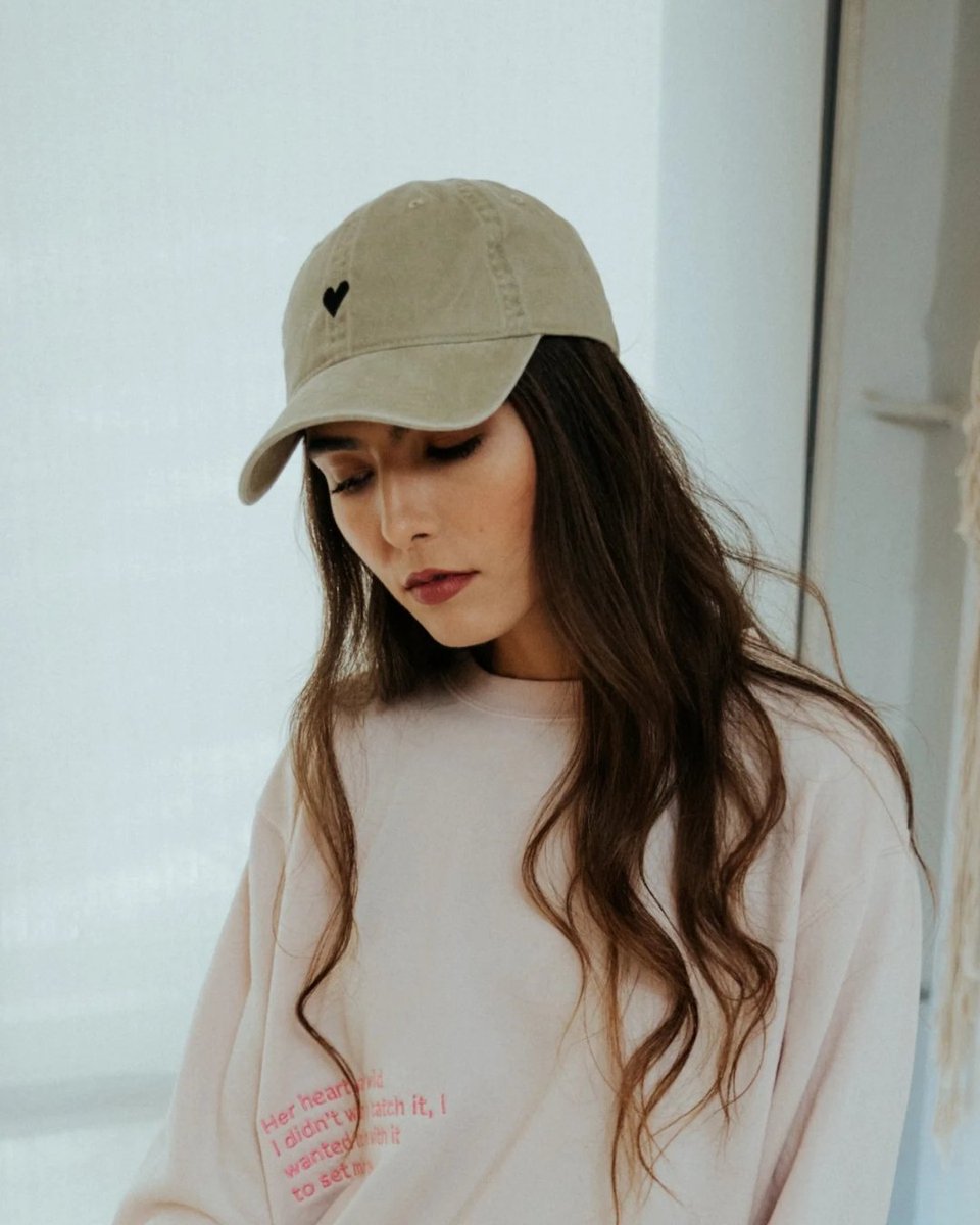 Sometimes the universe whispers. Other times, it drops the price.

Amazon Prime Day is here
July 8–11
Up to 30% off Atticus favorites—
books, accessories, and little pieces of the heart.

Shop now: l8r.it/Y21H