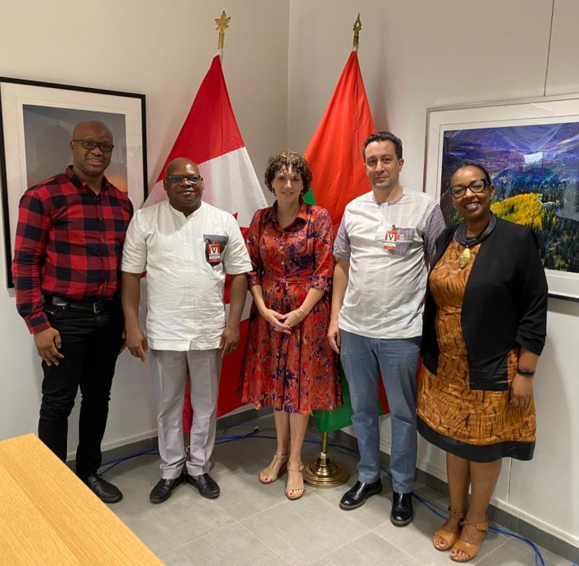 AmbCanBFA's tweet image. L’Ambassadrice du 🇨🇦 au #BurkinaFaso, SEM Tina Guthrie, a reçu M. Paolo Pennati de @Helvetas pour une visite de courtoisie. Belles échanges sur les actions en cours, de nouvelles pistes de #collaboration et la stratégie 2025–2028 axée sur #résilience, #inclusion et #durabilité.