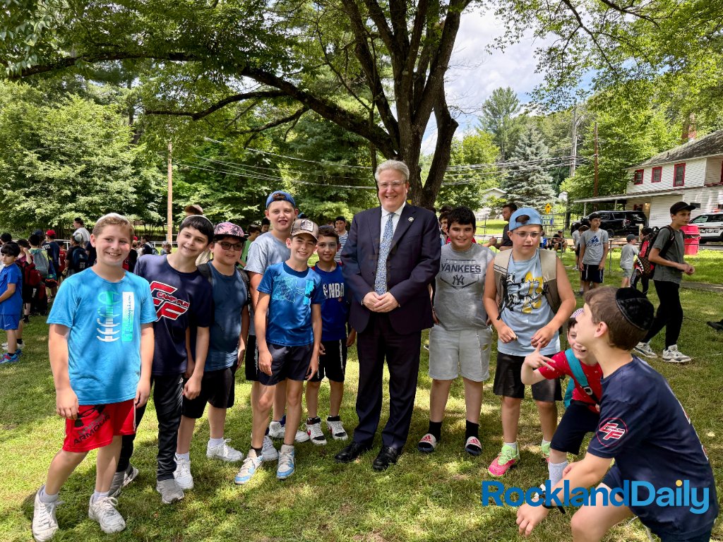 Local Politicians Make Annual Visit To Camp Fun
rocklanddaily.com/news/local-pol…