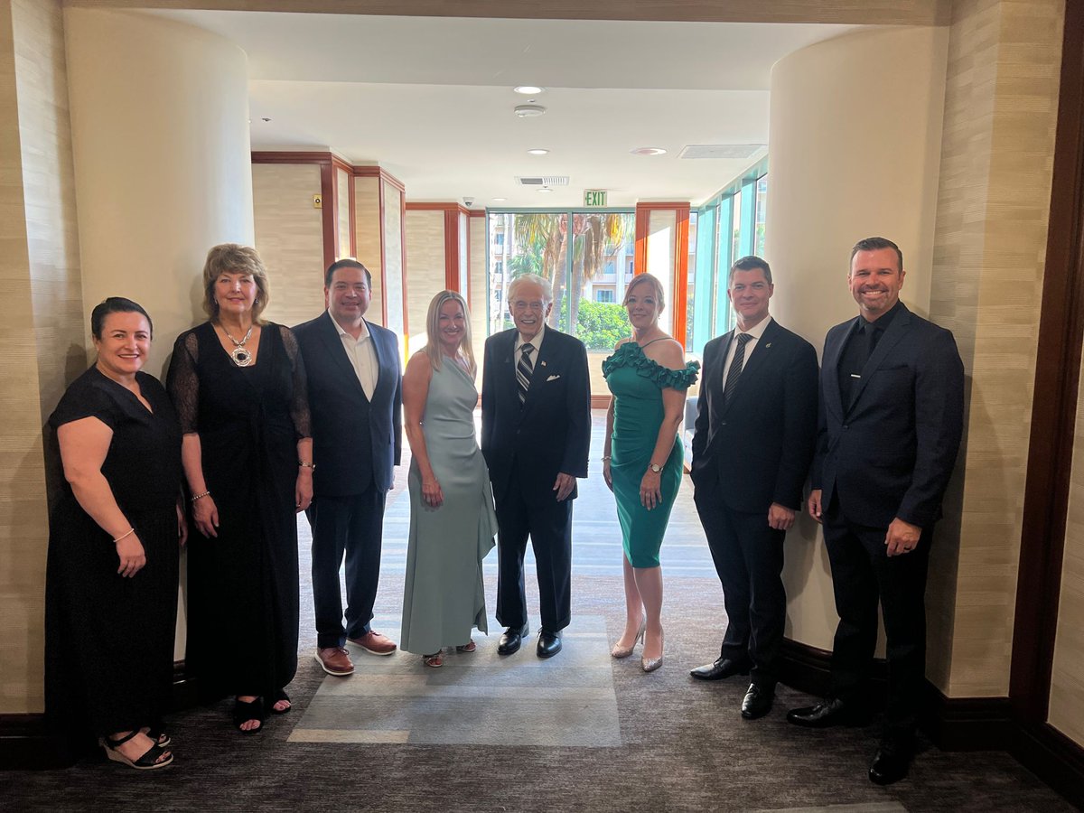 Congratulations to LBCC Foundation Board President, Sumer Temple for completing her term as Chair of the Long Beach Chamber Board. As Sumer passes the batton, LBCC Foundation Board member, Heather Summers becomes Chair-Elect this year. Congratulations to you both!