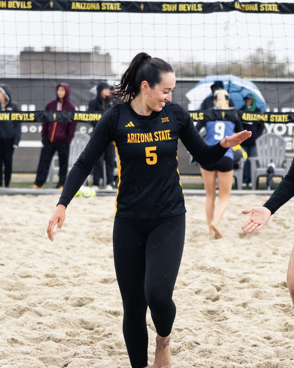 SunDevilBeachVB's tweet image. First season as a Sun Devil for Tori Clement was a good one! 🤩

She had 20 wins this season, which is 12th in the ASU record book for single season wins! 👏

#SandDevils /// #ForksUp