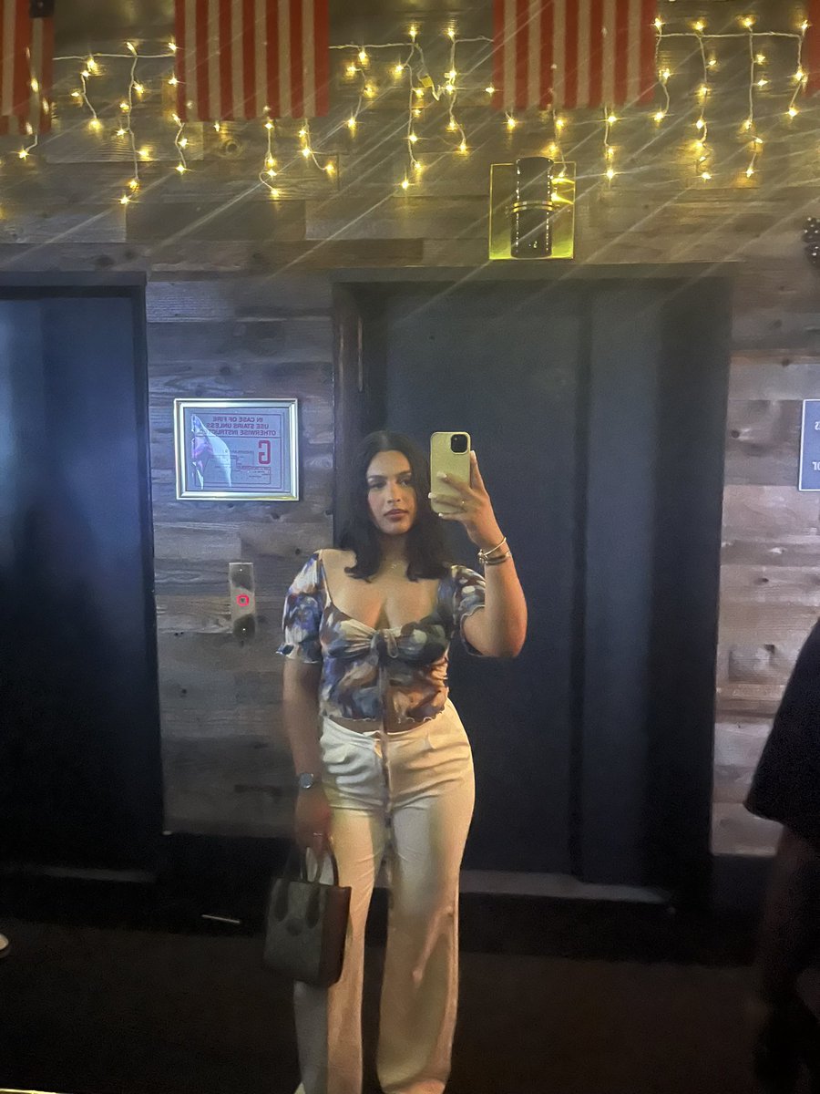 xolenaaaa's tweet image. City Nights