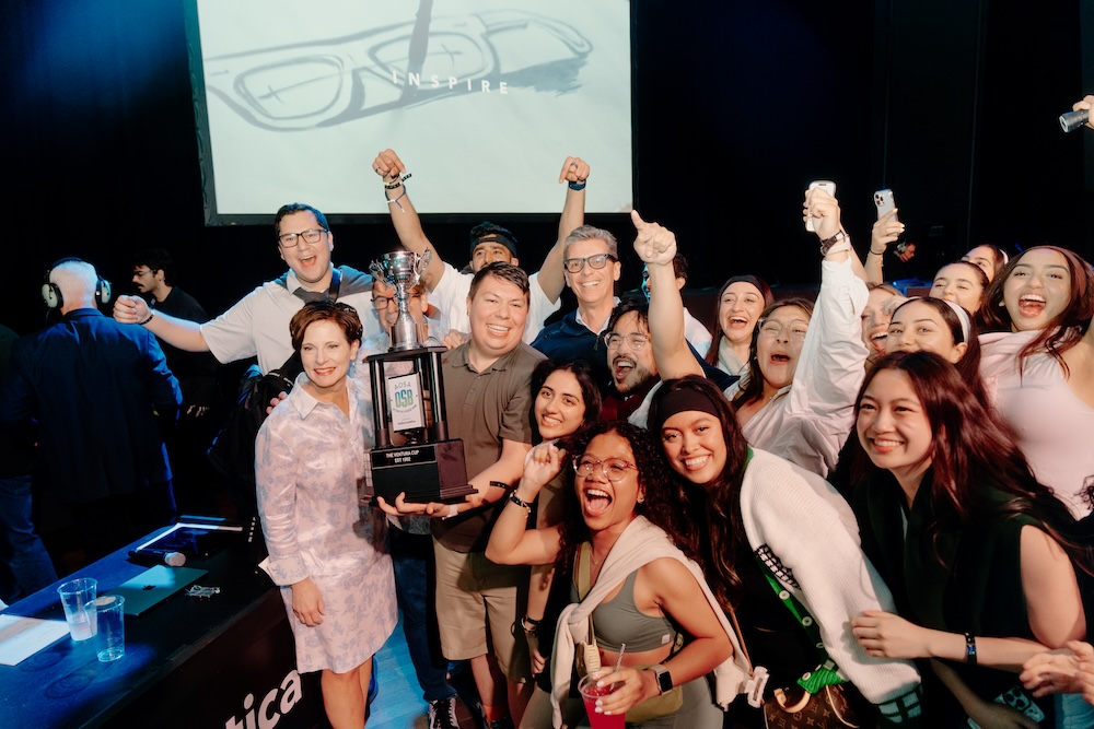 eyecarebusiness's tweet image. #AmericanOptometricStudentAssociation’s 34th annual #Optometry Student Bowl was held in Minneapolis during @AOAConnect’s #OptometrysMeeting, hosting 650+ students + alumni as students from 26 #optometry schools competed in a live trivia contest: tinyurl.com/yn8umead. @EssiLux