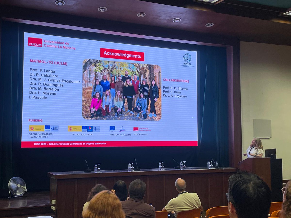 MatMolToledo (@moltoledo) on Twitter photo 👉Our IP Pilar de la Cruz (<a href="/PdlCruz07/">PdlCruz</a>) is representing us at #ICOE2025 in Coimbra! 🌍
She’s sharing insights on #AsymmetricVsSymmetricPorphyrins in organic solar cells. Don’t miss it! ☀️
<a href="/MolToledo/">MatMolToledo</a>
<a href="/MAmbBioquimUCLM/">Facultad CC. Ambientales y Bioquímica - UCLM 🥼🥾</a>
<a href="/uclm_es/">Universidad de Castilla-La Mancha</a> 👉Our IP Pilar de la Cruz (<a href="/PdlCruz07/">PdlCruz</a>) is representing us at #ICOE2025 in Coimbra! 🌍
She’s sharing insights on #AsymmetricVsSymmetricPorphyrins in organic solar cells. Don’t miss it! ☀️
<a href="/MolToledo/">MatMolToledo</a>
<a href="/MAmbBioquimUCLM/">Facultad CC. Ambientales y Bioquímica - UCLM 🥼🥾</a>
<a href="/uclm_es/">Universidad de Castilla-La Mancha</a>