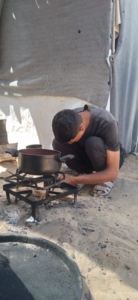 Ibrahim's last donation was 15 days ago!!!!!!!!!

Link: chuffed.org/project/131168…

He is very depressed 

Support <a href="/AbrahimGaz21557/">abrahim from Gaza</a>