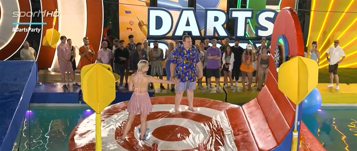0231Jana's tweet photo. #Dartsparty
#sport1
🥳🥳 https://t.co/SJeJJqH4ys
