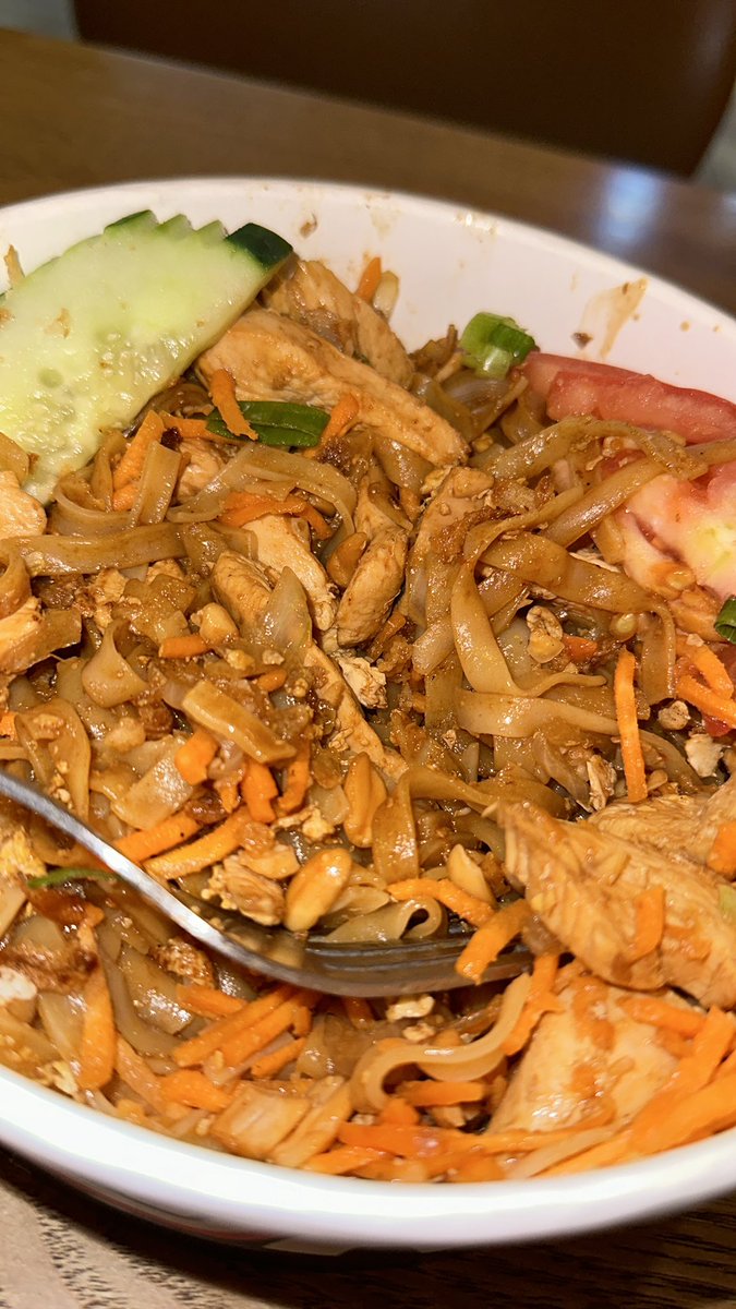 ydal_fr's tweet image. j’arrive plus à finir #abbatue #vaincue #mon #ptit #frere #va #tout #finir