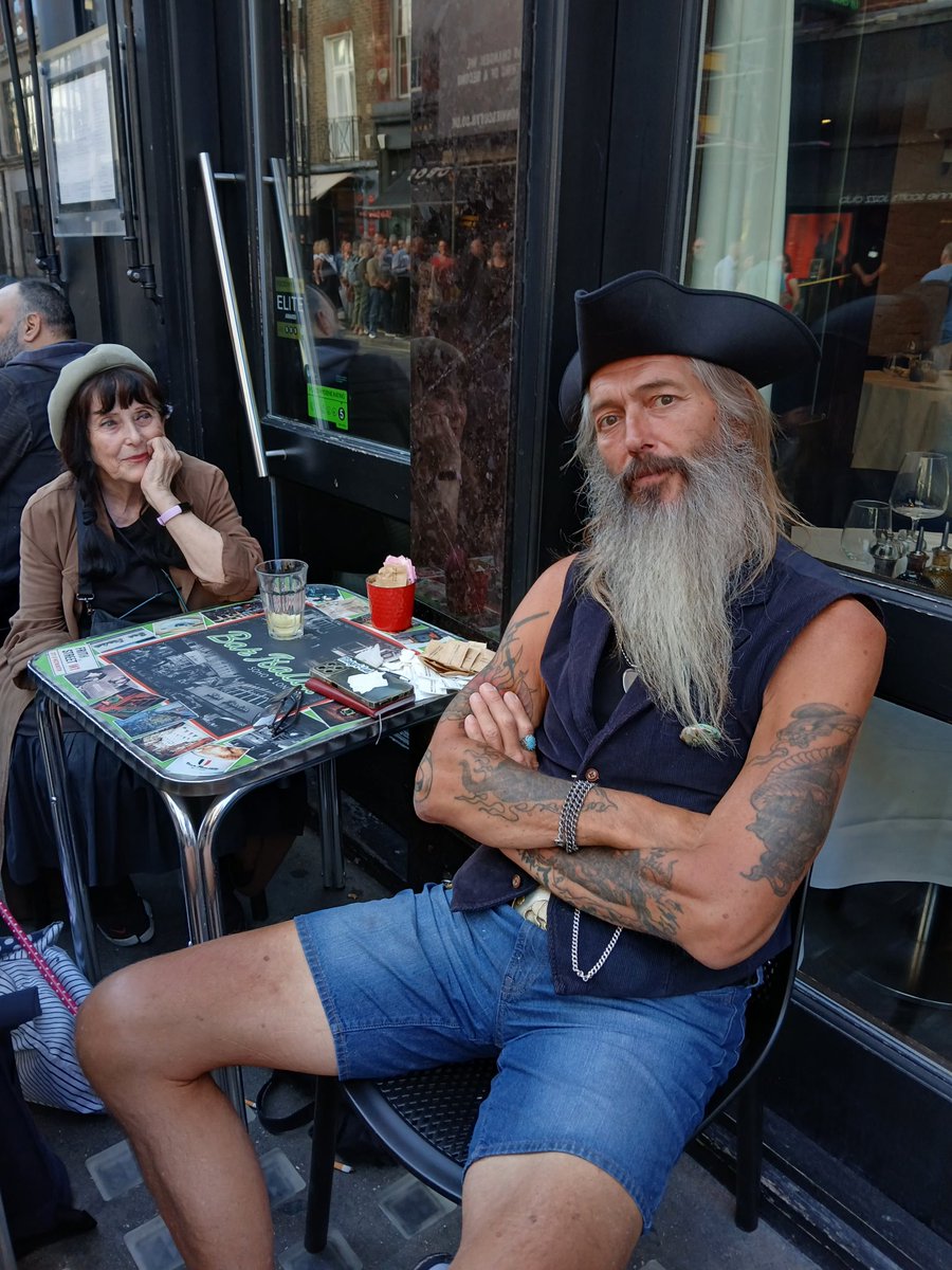 SohoGeorge's tweet photo. Hanging out with a few Soho faces then onto the Sainsbury's wing for a bit of ( a lot ) of art 🫠😉
#Brunos
@LittleItalySoho
@NationalGallery https://t.co/041MKgfmwd