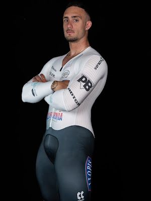 Mañana comienza Velo Summer Slam, con la presencia de <a href="/alejandroc2c/">Alejandro Martínez</a> Martínez 
▶️ Seis competiciones durante tres semanas en el VELO Sports Center de Los Ángeles
trackpiste.com/2025/07/comien…