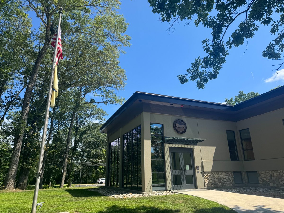 JayWebberNJ's tweet image. Serving up some #ConstituentServices alongside @MorrisCtyClerk in #MountainLakesNJ 🏞️
Couldn’t catch us today? Contact my office.
📧 asmwebber@njleg.org
#MorrisCounty #LD26