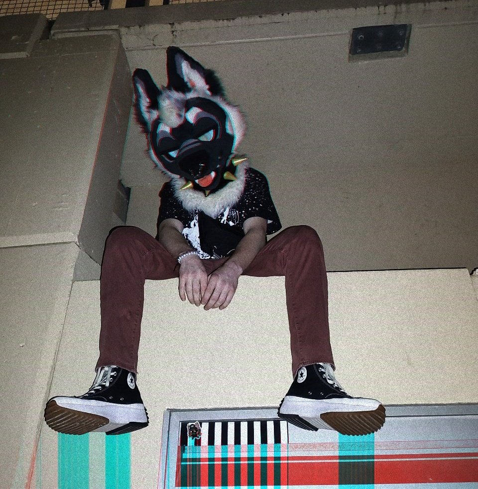 Verglence's tweet image. Bro thinks he's so tuff...🥀💔