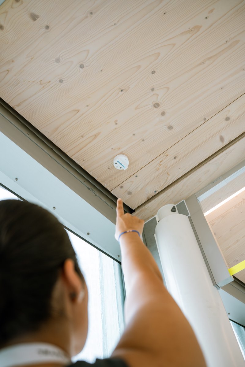 expo2025czechia's tweet image. The Czech Pavilion at #EXPO2025 is, according to public sources, the largest timber structure of its kind in Japan. 🇨🇿🌿
Its CLT construction is protected by Senzomatic's smart moisture sensors – monitoring humidity in real time and preventing damage. 💙
#EXPO2025Czechia