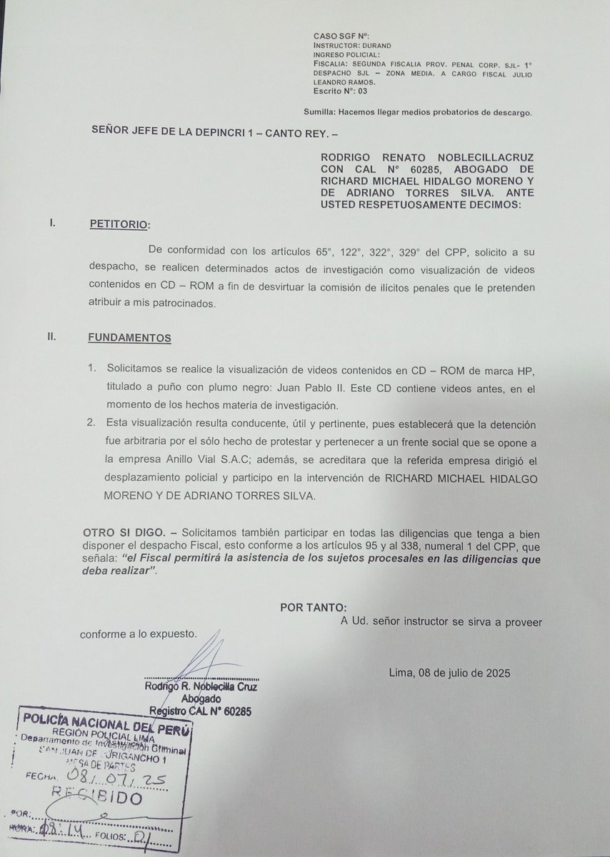 Rodrinoblecilla's tweet image. PNP con seguridad privada de la empresa están apresando arbitrariamente a Richard Hidalgo y Adriano Torres,pobladores de San Juan Lurigancho que se oponen a qué se les quite o expropie sus casas por la construcción del Anillo Vial que también implica 5 nuevos peajes más en Lima.