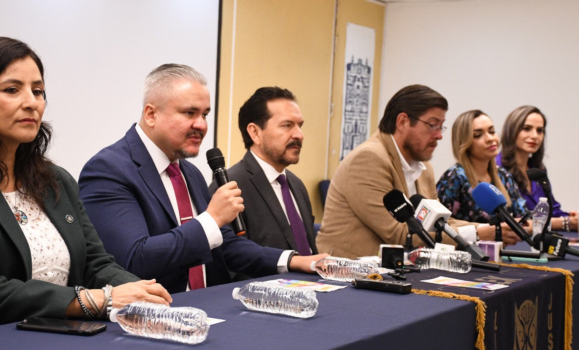 UJED_Oficial's tweet photo. #UJEDInforma Con el objetivo de acercar la #justicia a la ciudadanía y brindar orientación profesional, el Consejo Estatal Ciudadano #CEC llevará a cabo la 8.ª #JornadaJurídicaGratuita el próximo 12 de julio en la #FADERyCIPOL de la #UJED.

Vive la #IdentidadUJED. https://t.co/c9TvtkTcmu
