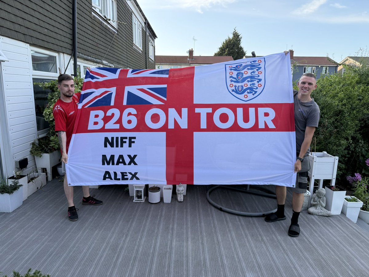 Had to be done 😎🏴󠁧󠁢󠁥󠁮󠁧󠁿

<a href="/max1smith/">Max Smith</a>