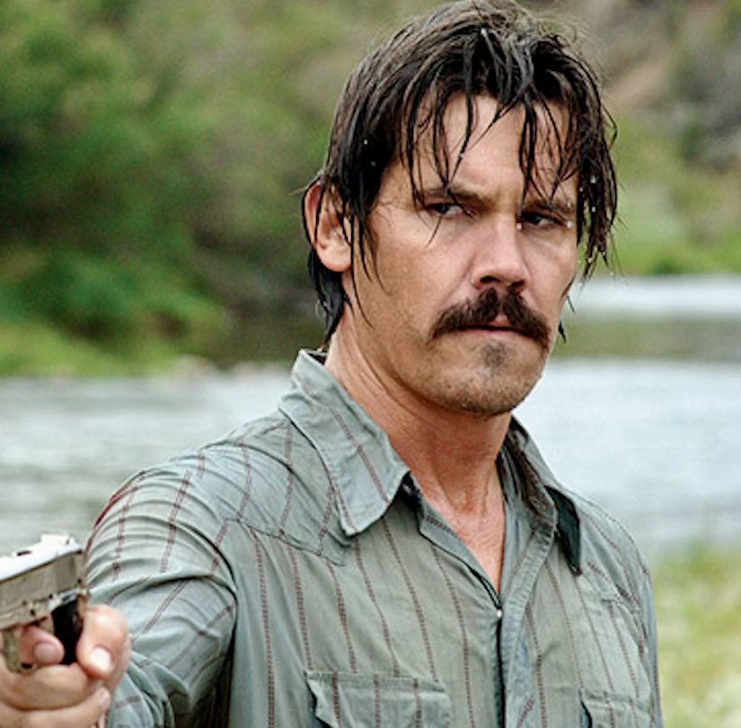 DangervilleTeam's tweet image. Did you know Josh Brolin was originally in talks to play Owen Grady? In another universe, he could have been the face of the World trilogy. #JurassicWorld