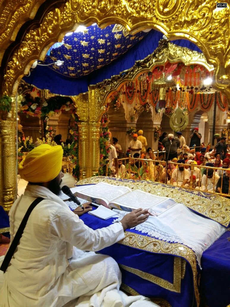 ਕਬੀਰ ਮਨੁ ਪੰਖੀ ਭਇਓ ਉਡਿ ਉਡਿ ਦਹ ਦਿਸ ਜਾਇ॥
ਜੋ ਜੈਸੀ ਸੰਗਤਿ ਮਿਲੈ ਸੋ ਤੈਸੋ ਫਲੁ ਖਾਇ॥

ਵਾਹਿਗੁਰੂ ਜੀ 🙏💐