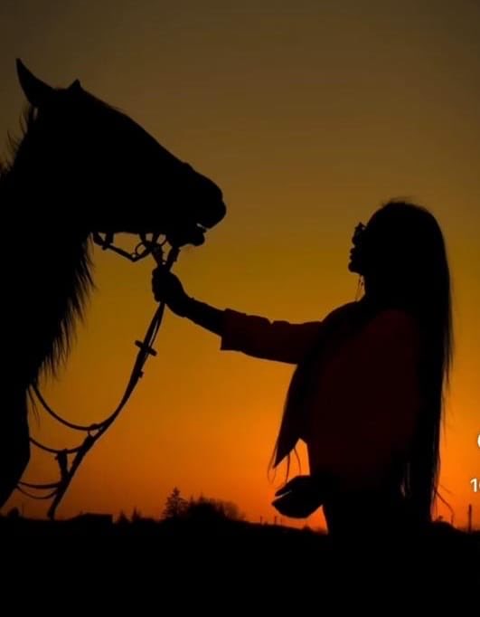 خلف كل صمت ..
قصة لايبوح بها ..
الكلام