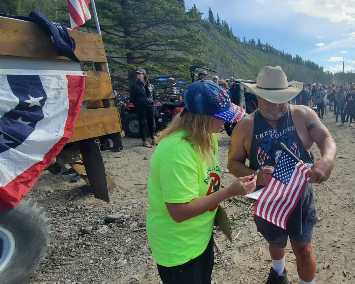 repealnowak's tweet image. 🏇Rodeo time in Fairbanks! Come sign the official petition to END ranked-choice voting in Alaska on Sat. 7/11 from 3-5pm and Sun. 7/12 from Noon-2pm. Yeehaw!   🤠Tanana Valley State Fair 1800 College Rd. #StopRCV