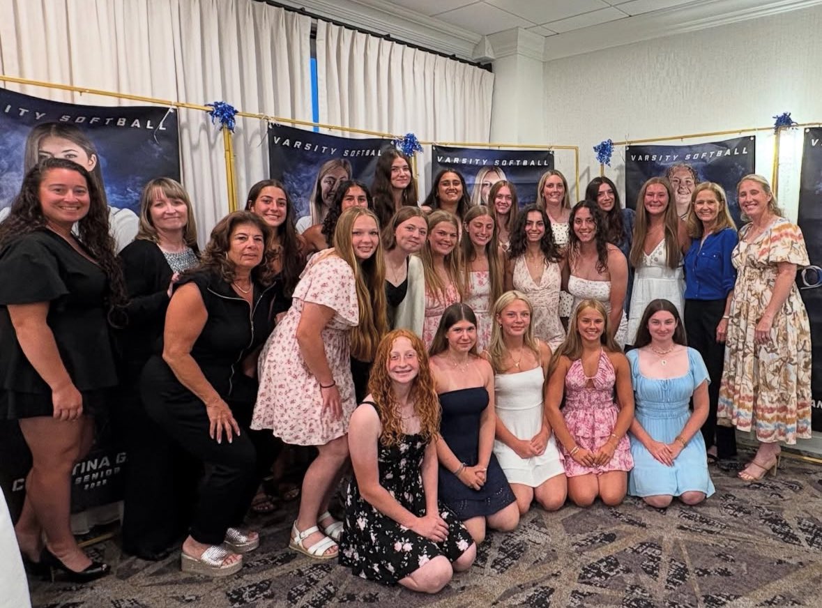Had our Donovan Softball Banquet yesterday!  Happy I got to see everyone all together again. Going to miss our seniors so much!