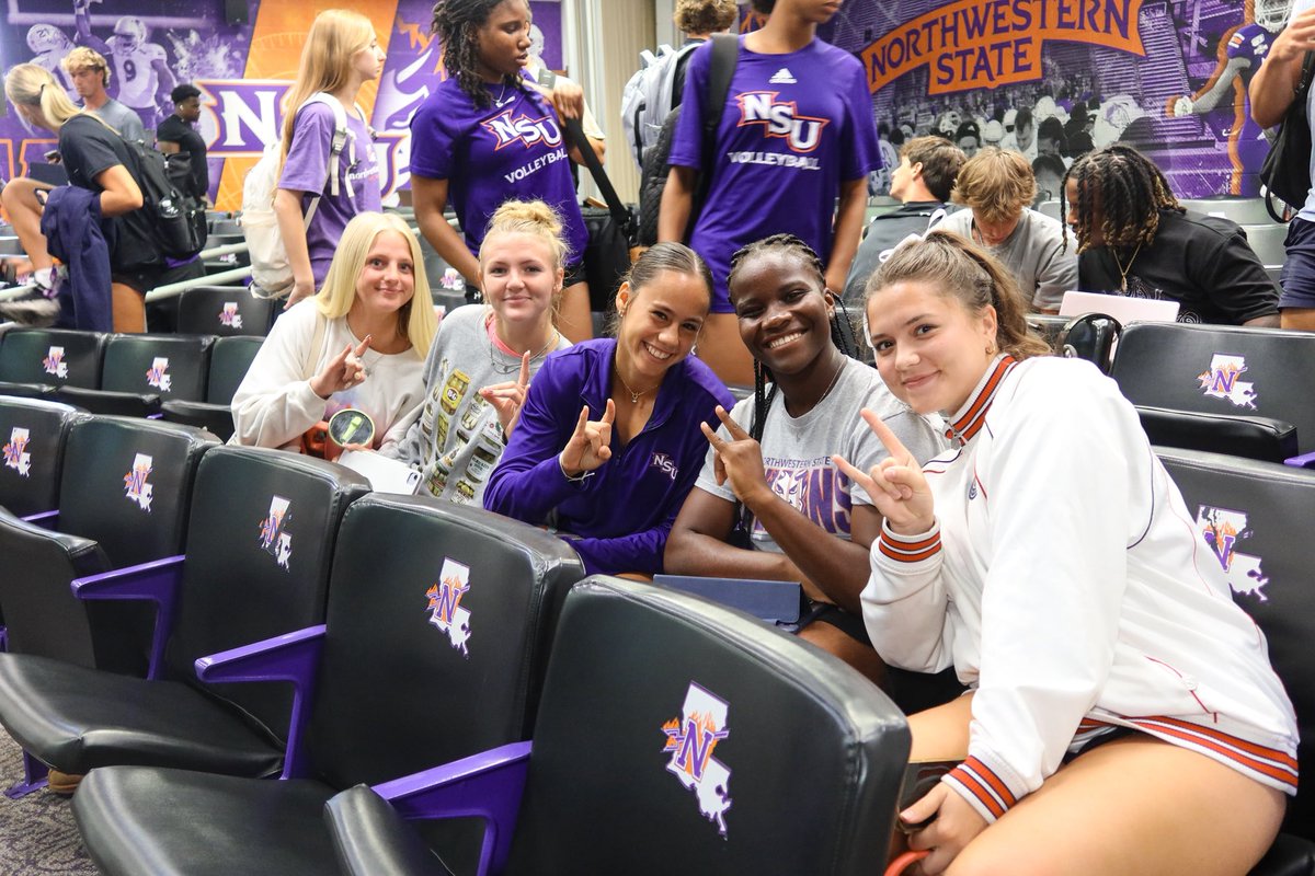 NSUDemons's tweet image. Summer Bridge life 🤘
Huge thanks to Dr. Liz Pursell for hosting tonight’s College101 session to help our new Demons prepare to succeed at the collegiate level 🫶💜
#ForkEm #SummerBridge