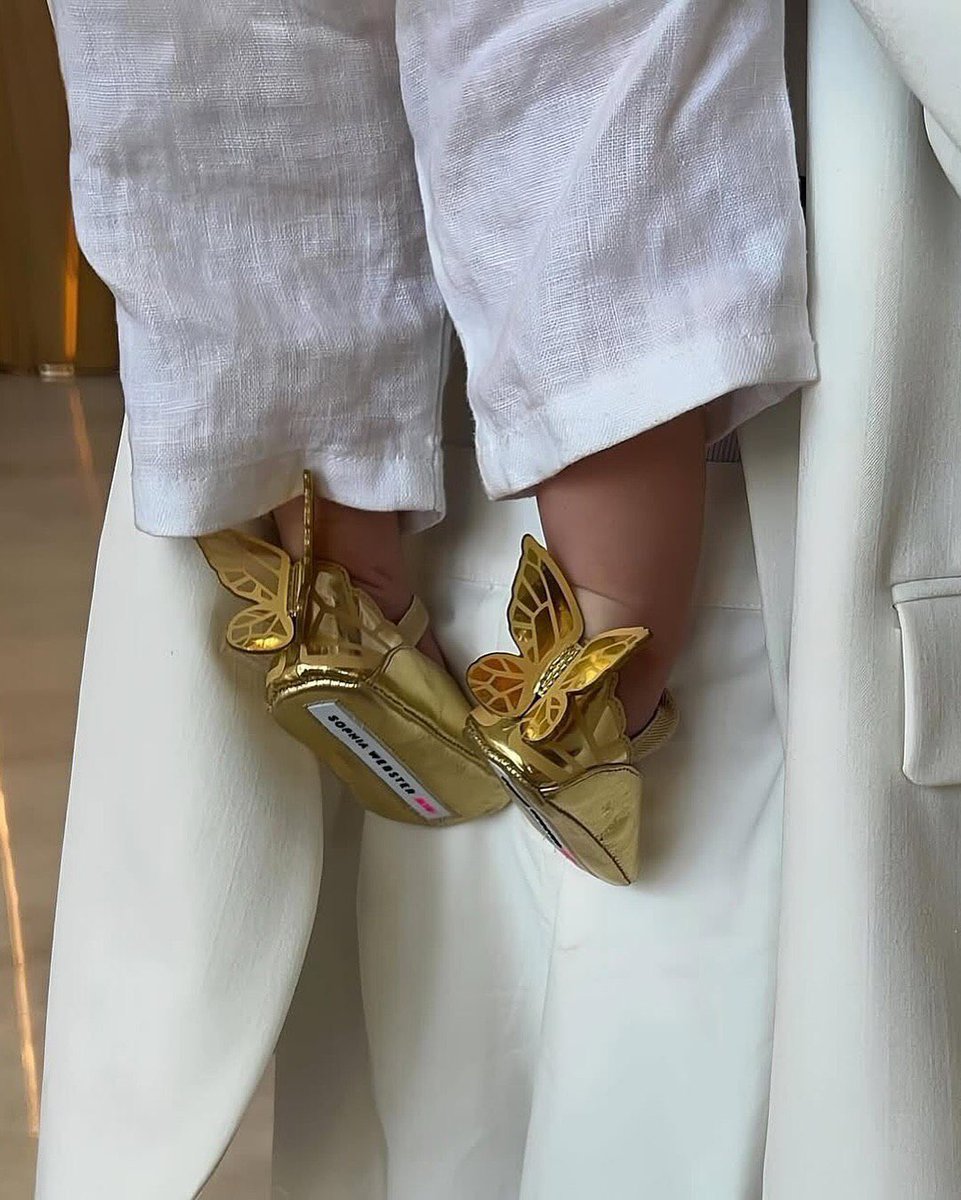 بحر 🌊 (@butterflless) on Twitter photo 