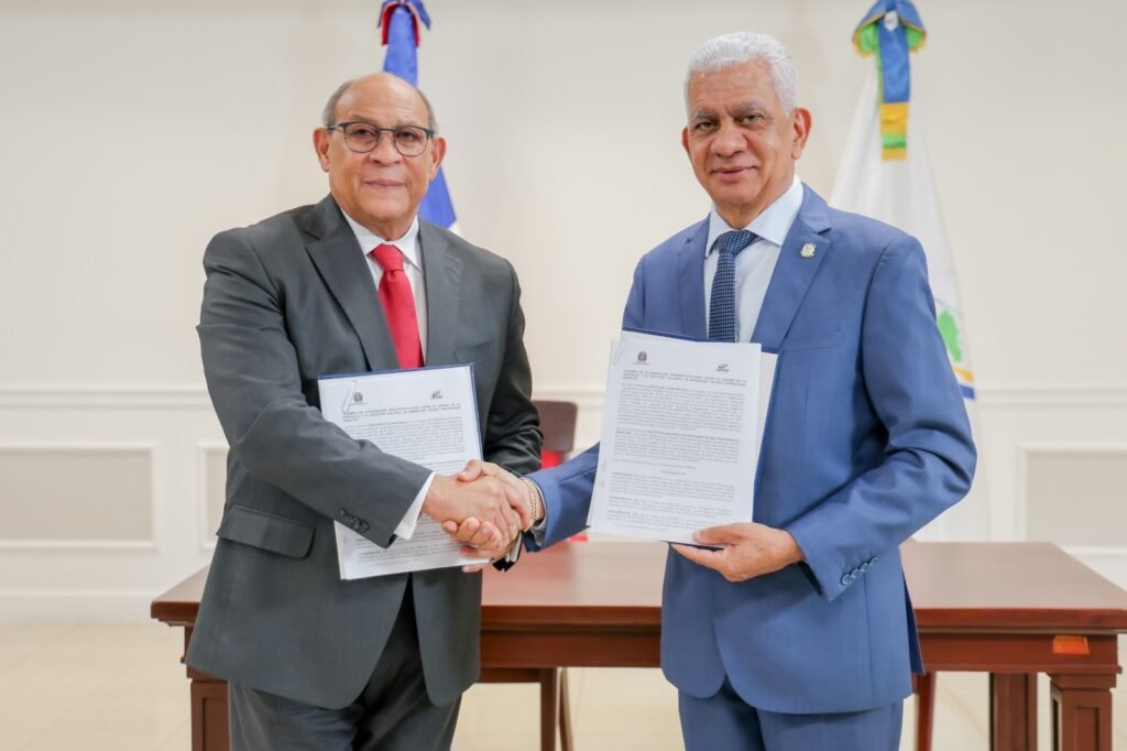 Senado e INFOTEP formalizan acuerdo para robustecer la formación institucional -