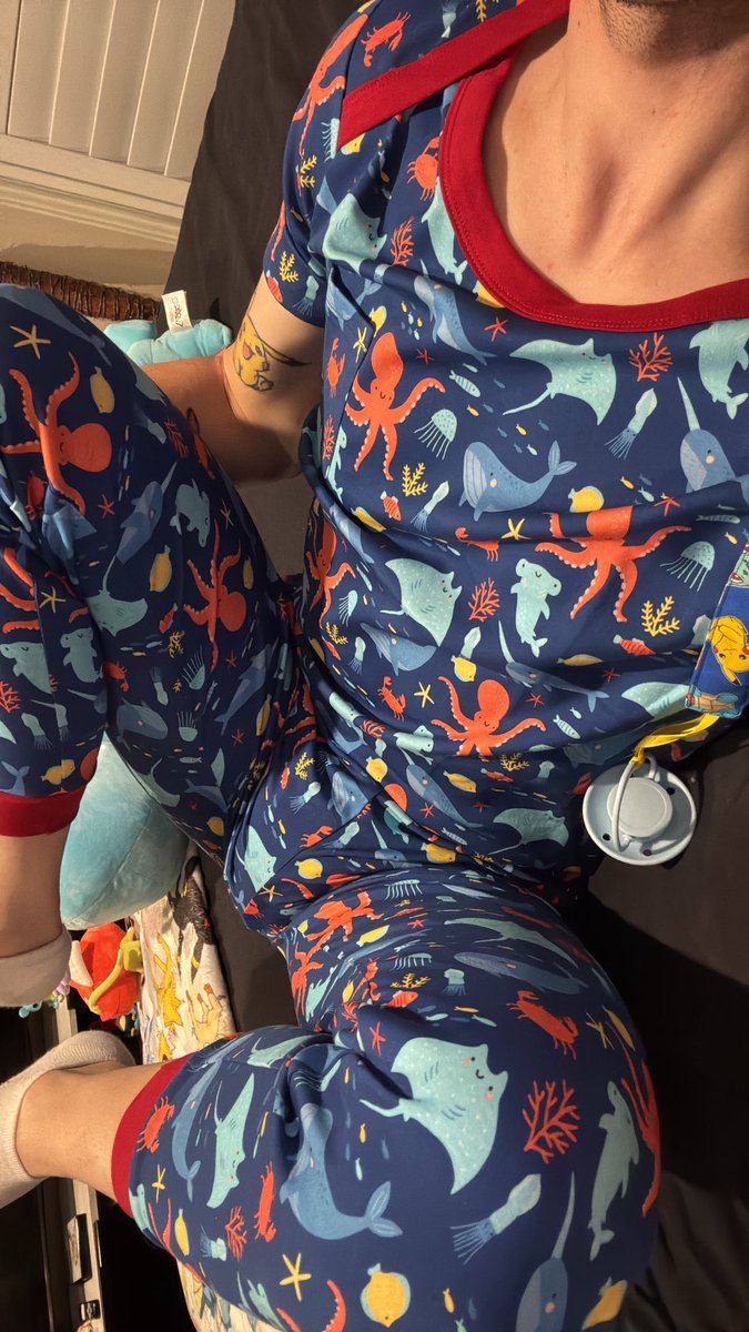 JurassicLittle's tweet photo. Crinkled up and ready to take over your feed 🍼🦈 more to come! https://t.co/QLYIiY9KZj