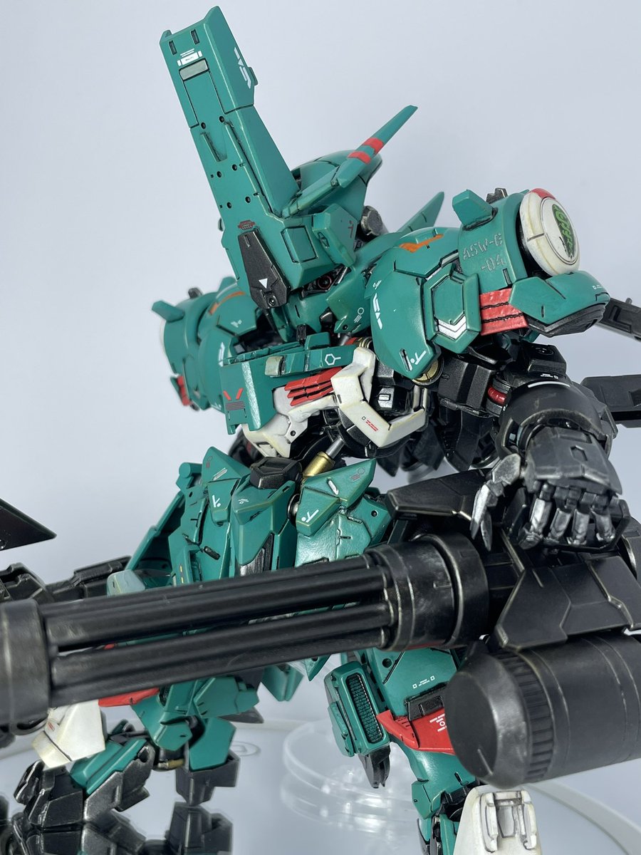 #MGSD #鉄血のオルフェンズ 
MGSD ASW-G-04ガンダムガミジン完成しました。
MGSDバルバトスのパーツを可能な限り使いそれらしく見えるように色々アレンジを加えました、自分的には中々満足の出来栄えだと思います😳
DCMのコンテストにもエントリー出来たらしてみようと思います。