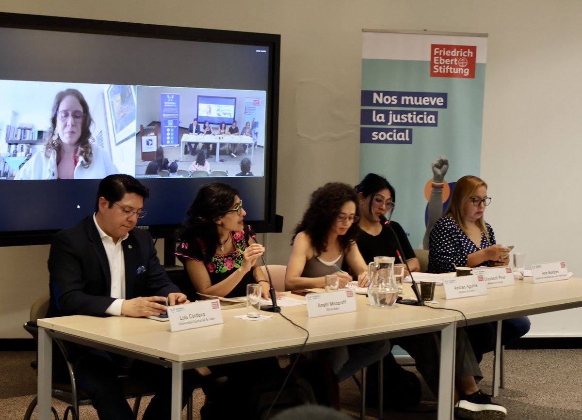 w4_gf's tweet image. Desde Quito, nos unimos el 26 de junio a #ApoyeNoCastigue junto a @EcuadorFes y @FLACSOec 

🟣 Un llamado claro: más financiamiento para salud, no para la guerra contra las drogas.

📣 El 8vo Reposicionamiento es nuestra oportunidad para exigir justicia de género y salud basada…