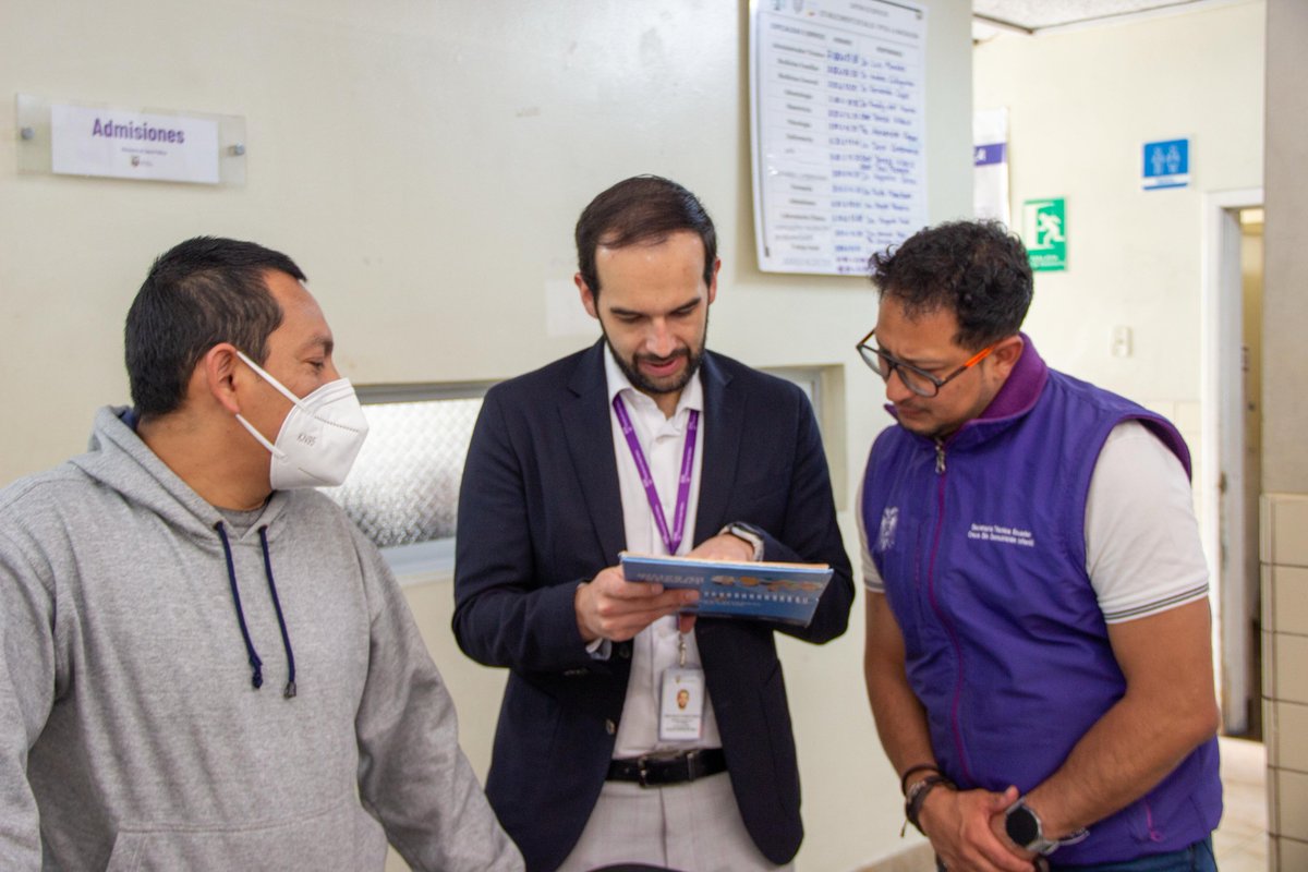 📌 El coordinador Zonal 9-Salud, <a href="/williampc_ec/">William Perugachi Calderón</a>, visitó el centro de salud La Magdalena para compartir de cerca con pacientes, familias y el personal de salud que día a día cuida de la comunidad.

🤝 Durante el recorrido, recogió inquietudes, reconoció el trabajo del equipo y